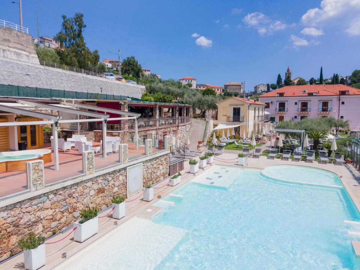 Residence Villa Il Casale - Appartamenti Wellness E Piscina Riscaldata